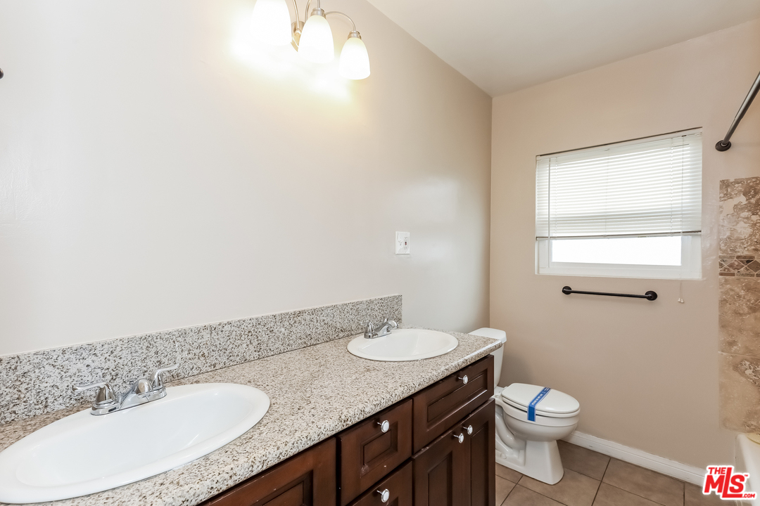 11542 Rives Avenue Downey, CA 90241 - Photo 22 of 25 Gallery Image 22