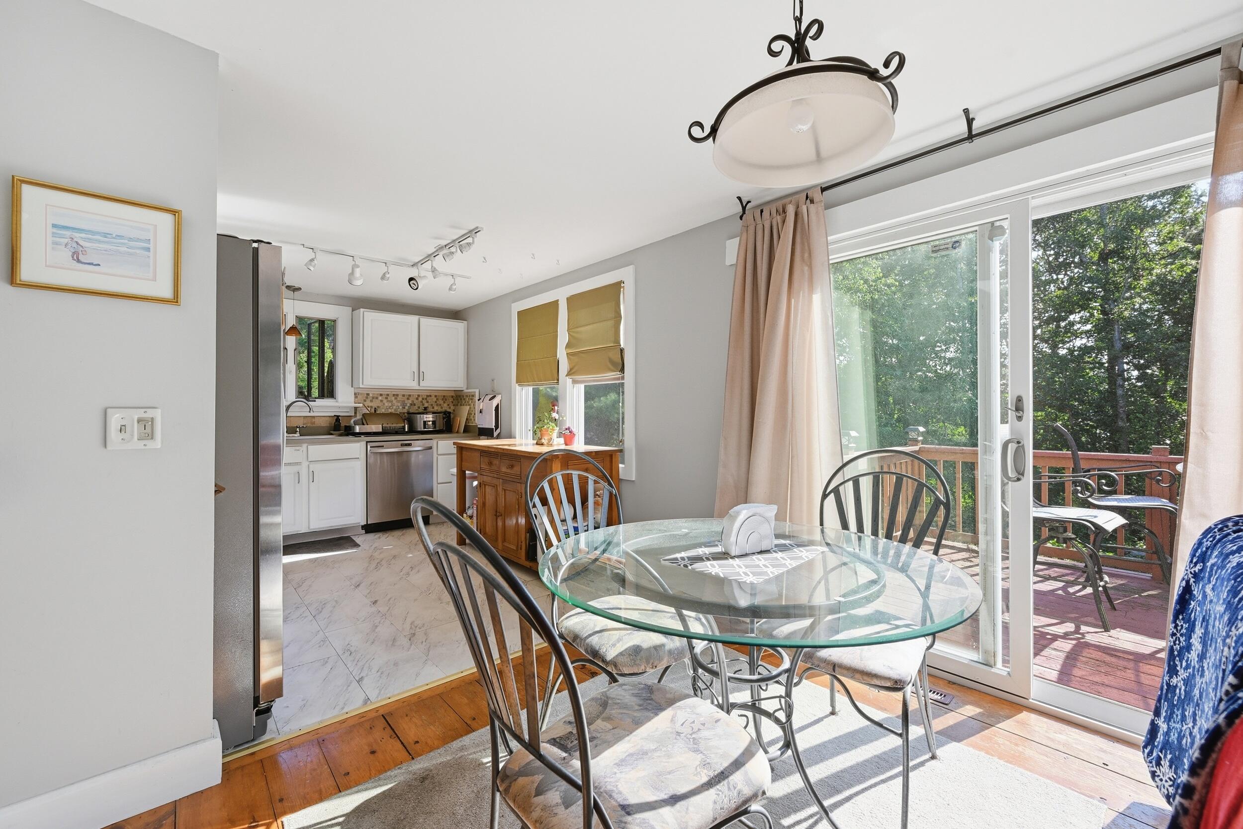 129 Mayfair Road South Dennis, MA 02660 - Photo 13 of 27 23
