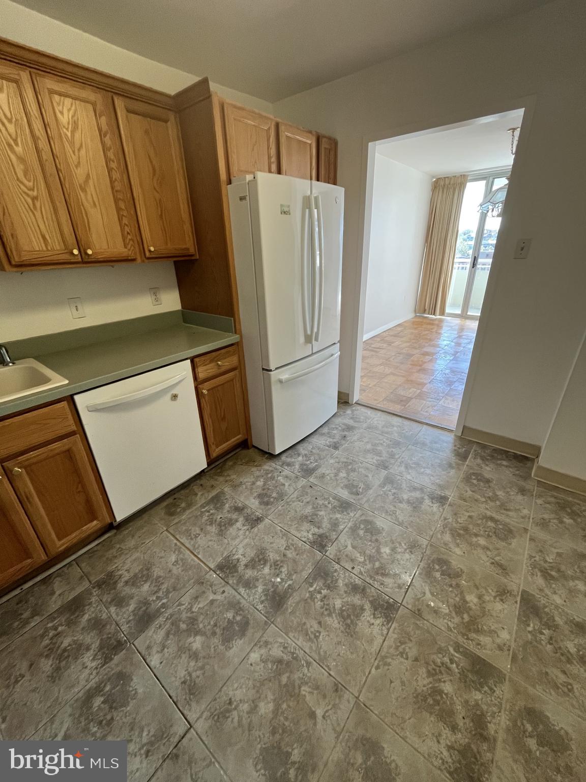 3001 Veazey Street Northwest, Unit 1629 Washington, DC 20008 - Photo 5 of 8