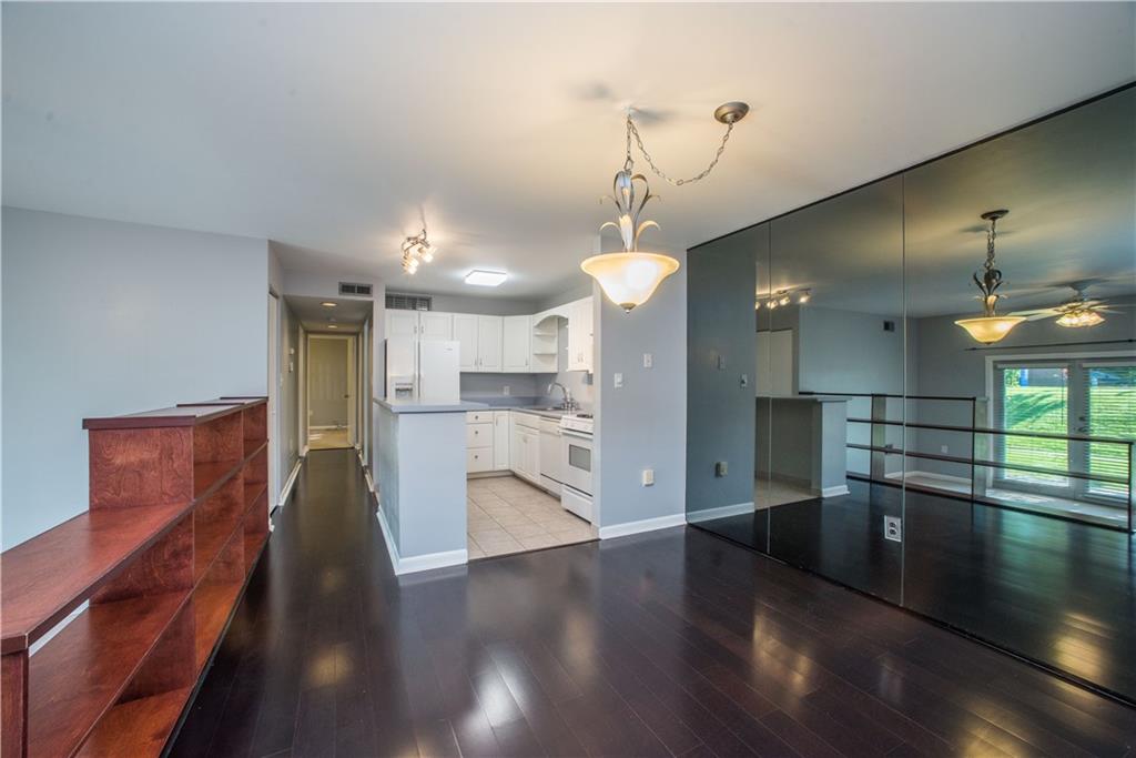 1809 Kenzie Road Pittsburgh, PA 15205 - Photo 4 of 19 Gallery Image 4