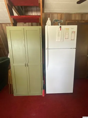 a view of walk in closet