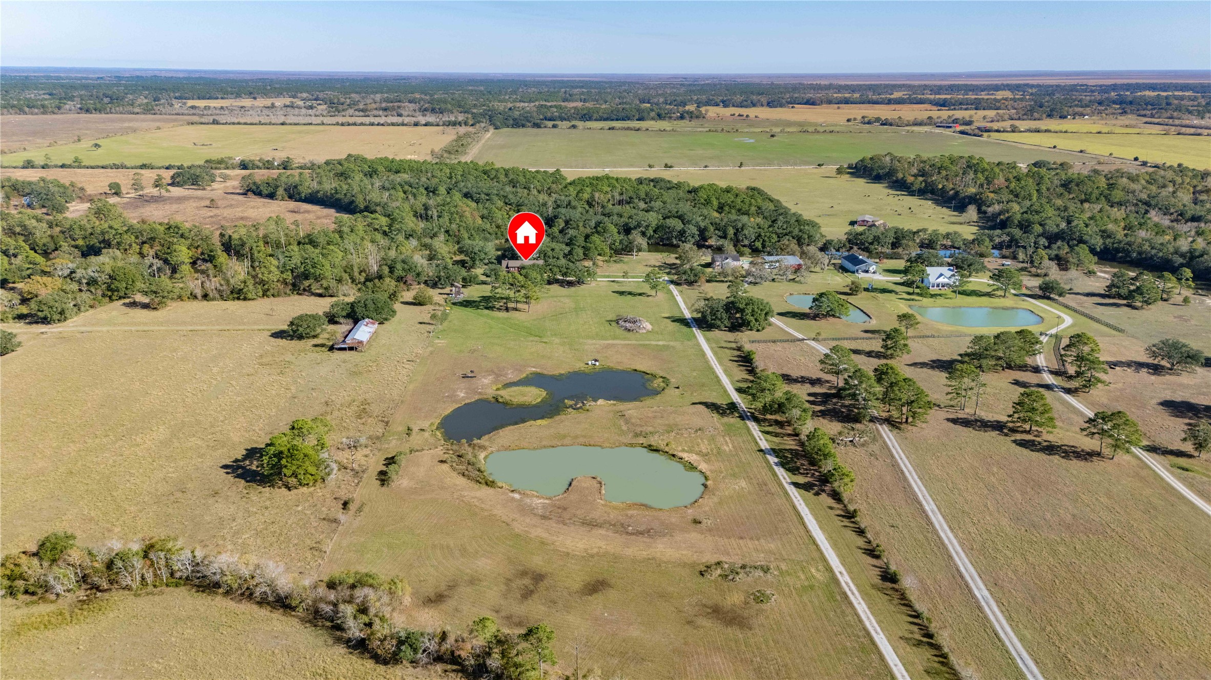 6641 Eagle Road Anahuac, TX 77514 - Photo 15 of 47