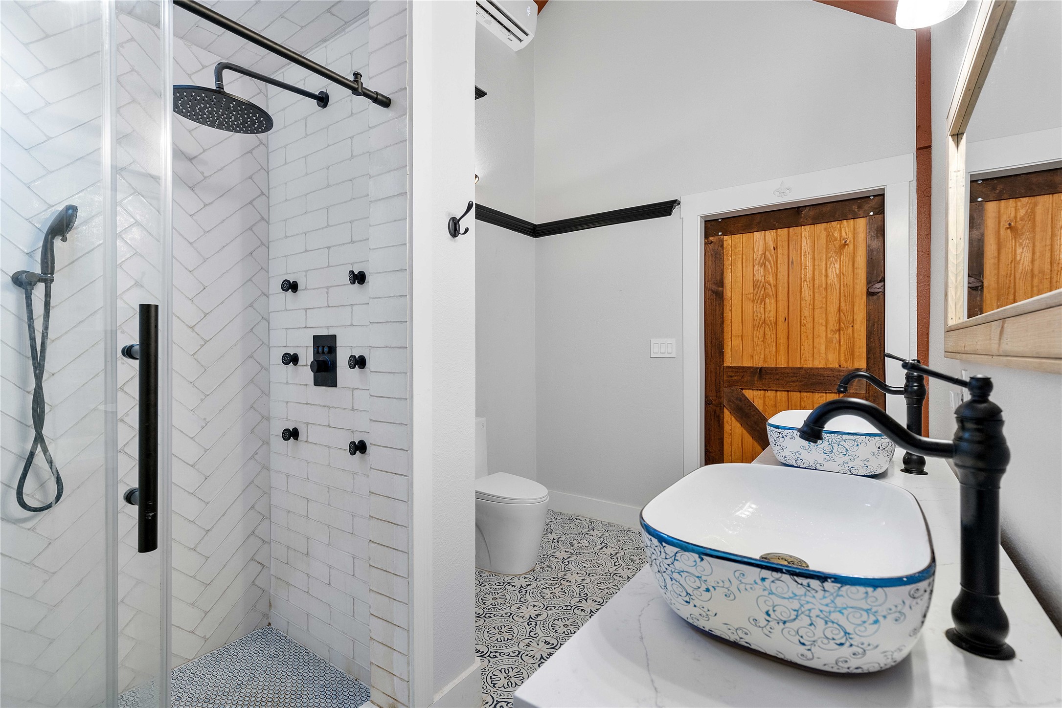 6641 Eagle Road Anahuac, TX 77514 - Photo 36 of 50