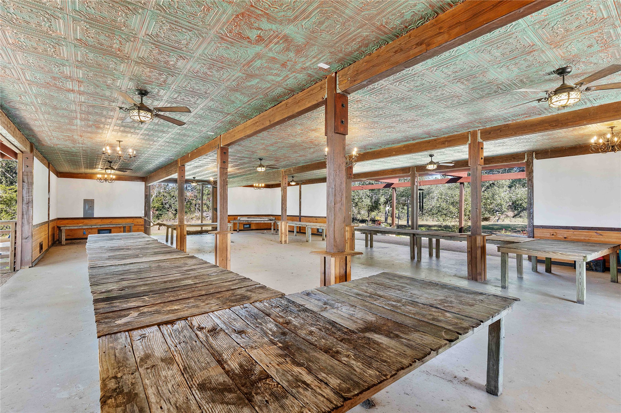 6641 Eagle Road Anahuac, TX 77514 - Photo 48 of 50