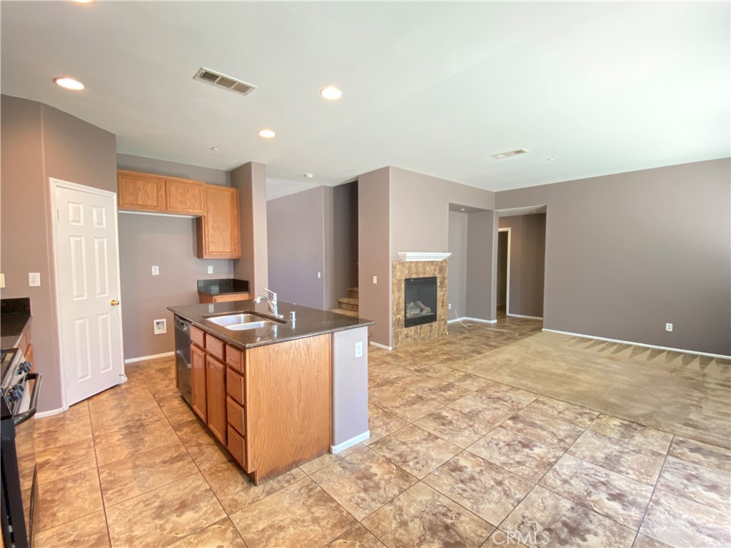 1908 Taormina Court Riverside, CA 92507 - Photo 6 of 29