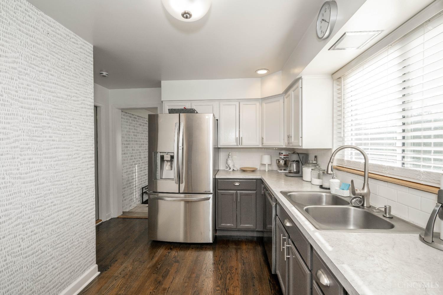 4451 Jessup Road Cincinnati, OH 45247 - Photo 15 of 43