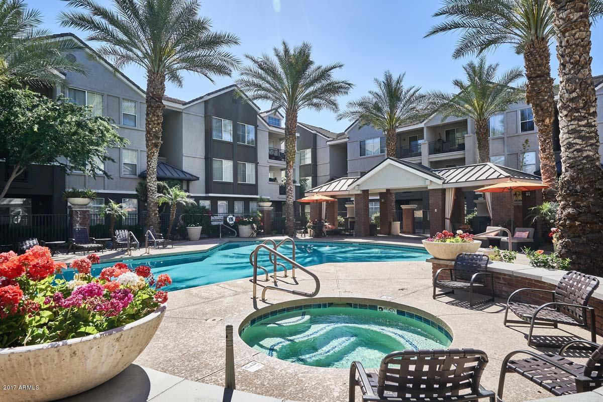 909 East Camelback Road, Unit 2139 Phoenix, AZ 85014 - Photo 3 of 39 Citi on Camelback-Spa and Pool