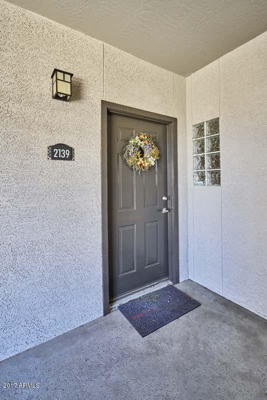 909 East Camelback Road, Unit 2139 Phoenix, AZ 85014 - Photo 6 of 39 Front Entry