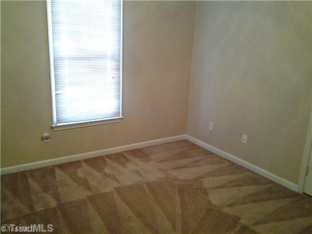 533 Apple Ridge Road Greensboro, NC 27406 - Photo 7 of 10 2nd Bedroom.
