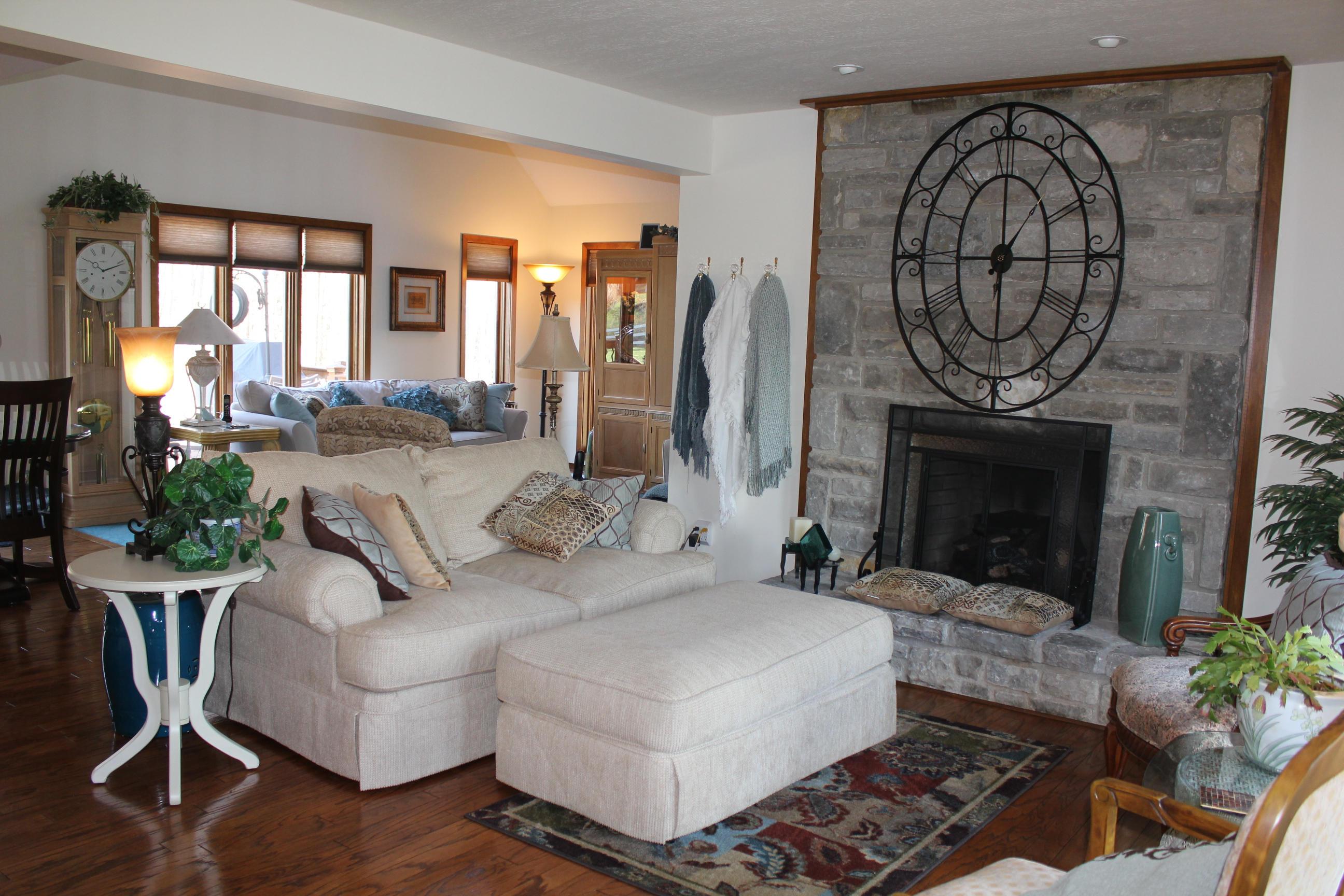 6930 Cook Road Powell, OH 43065 - Photo 13 of 31 Gallery Image 13