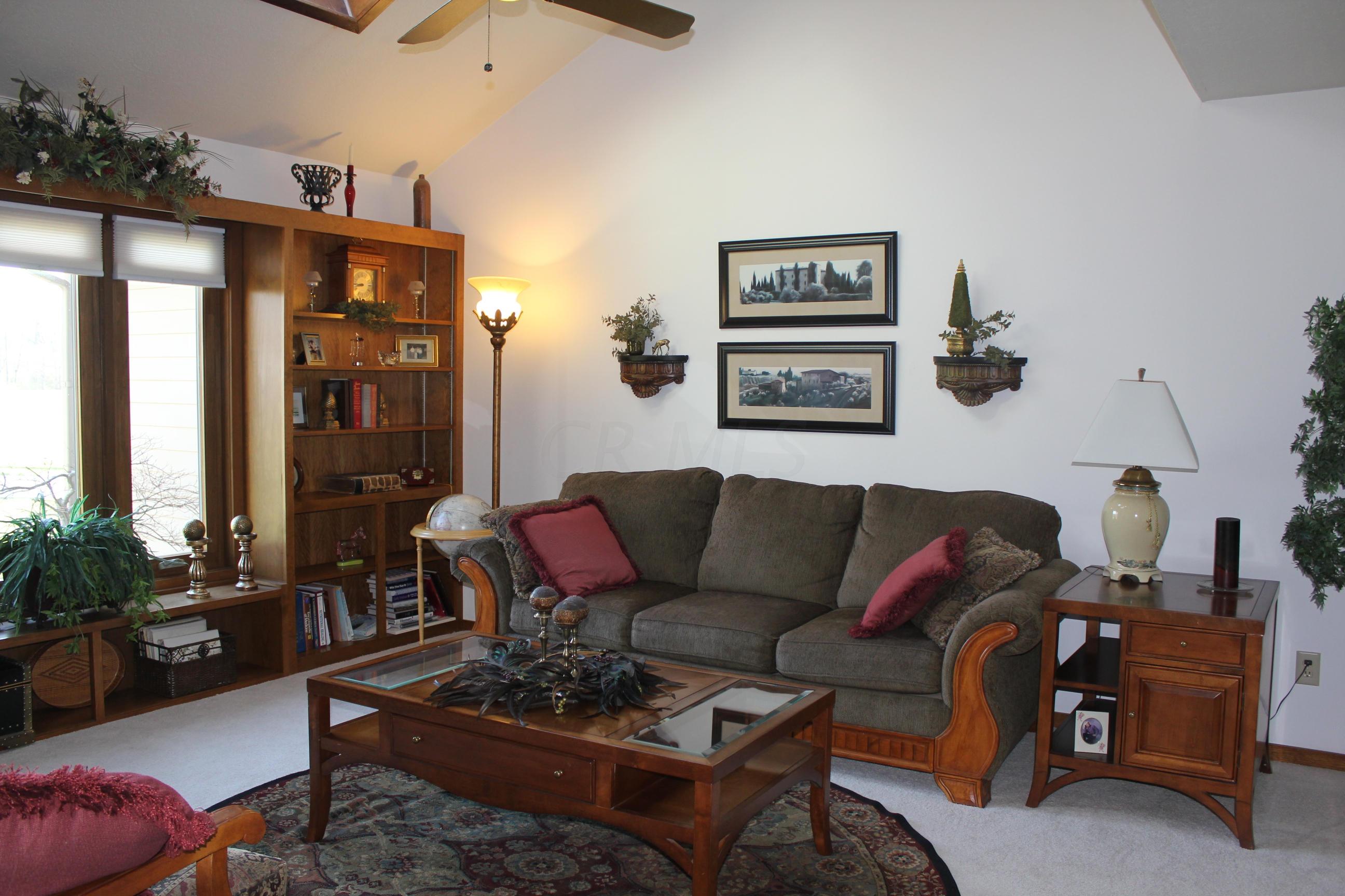 6930 Cook Road Powell, OH 43065 - Photo 6 of 31 Gallery Image 6