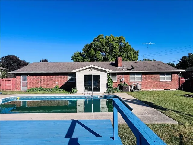 $260,000 | 1406 Tamara Drive, St. Joseph, MO 64506