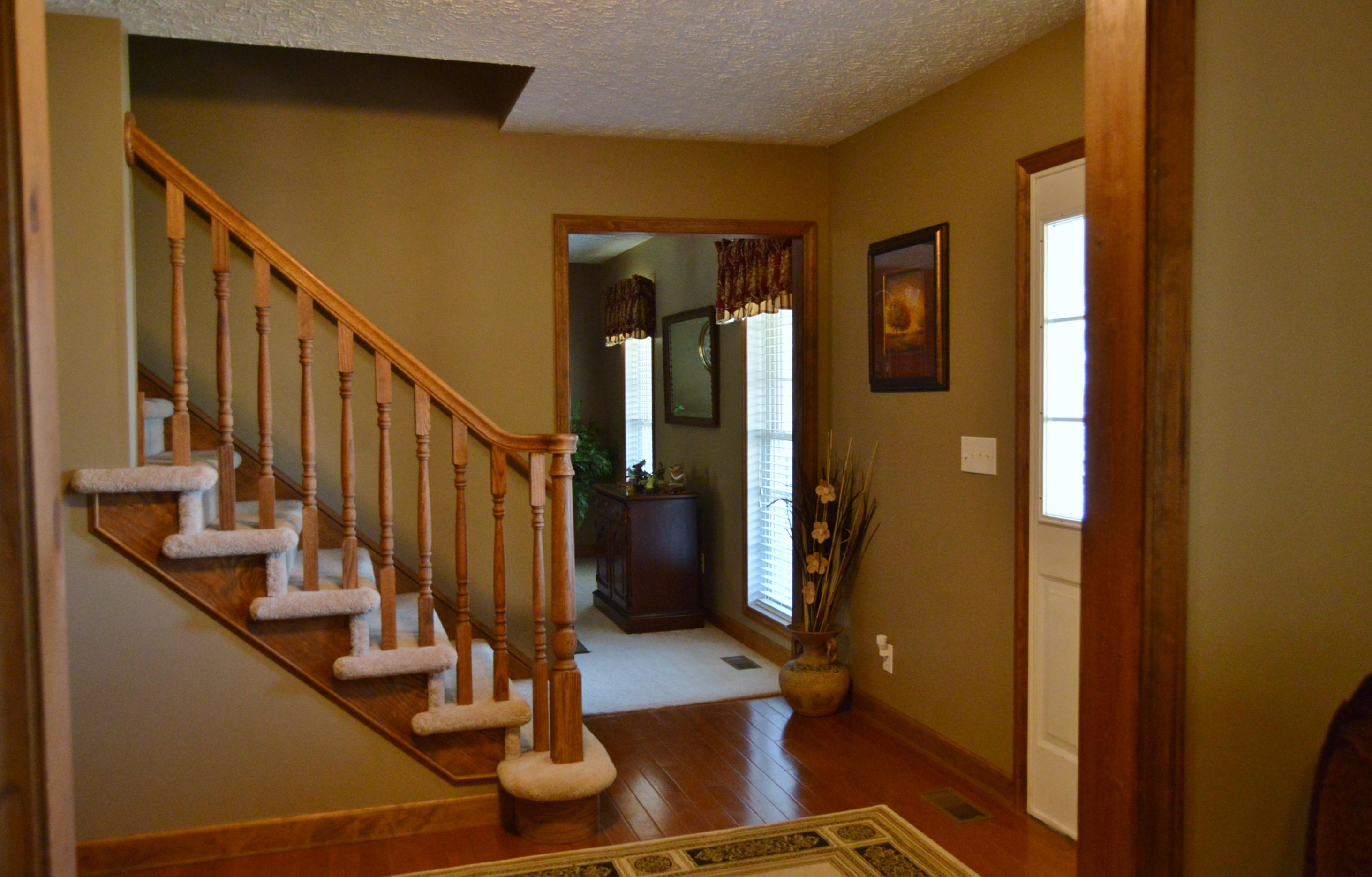 1715 Powder Mill Road Elk Creek, VA 24326 - Photo 14 of 64 Foyer
