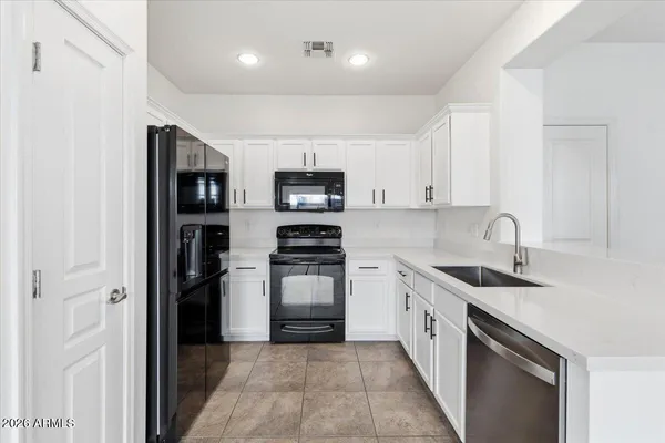 $425,000 | 104 East Palomino Drive, Gilbert, AZ 85296