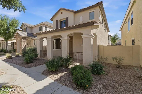$425,000 | 104 East Palomino Drive, Gilbert, AZ 85296