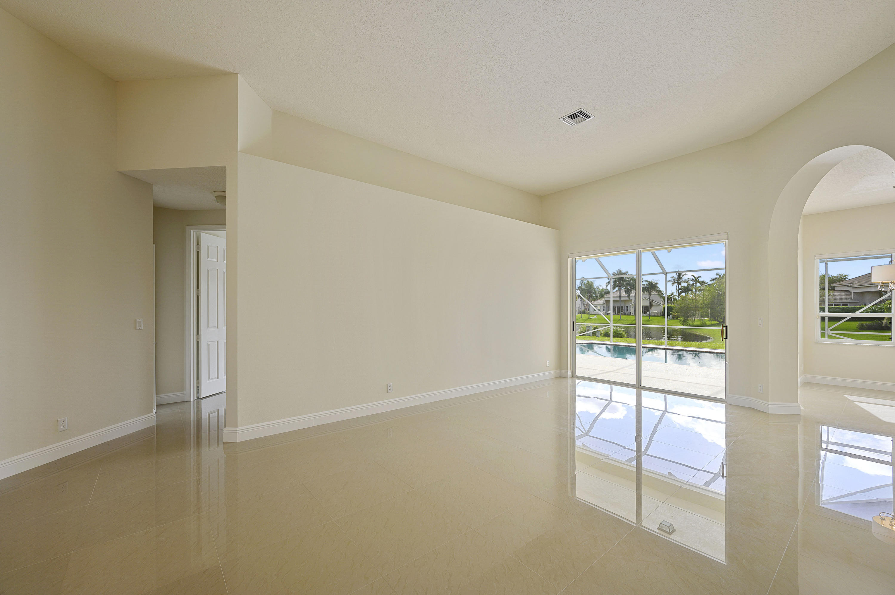 21317 Gosier Way Boca Raton, FL 33428 - Photo 26 of 60 Living Room