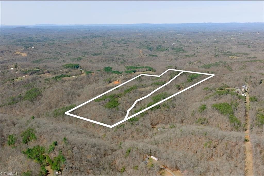 1583 Seven Island Road Danbury, NC 27016 - Photo 32 of 45