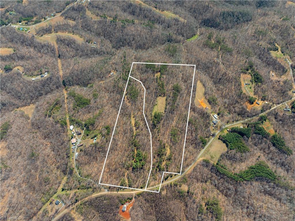 1583 Seven Island Road Danbury, NC 27016 - Photo 33 of 45
