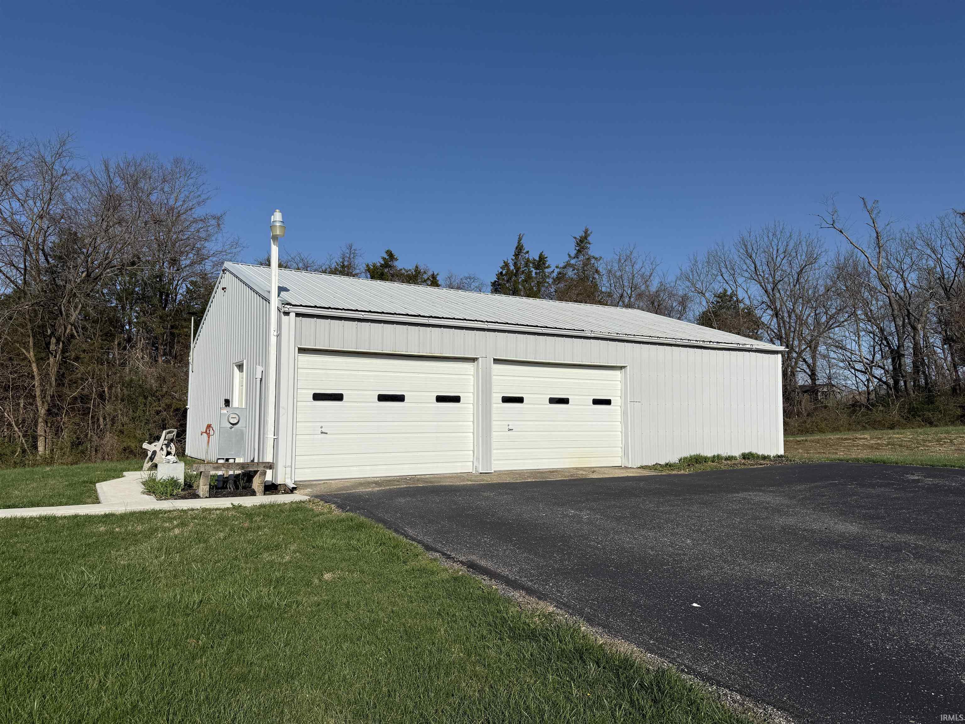 1257 Gunsmith School Road Bedford, IN 47421 - Photo 22 of 26