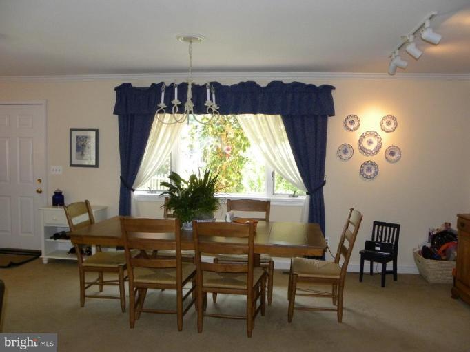 627 Tazewell Road Northwest Vienna, VA 22180 - Photo 12 of 28 Dining Room #2