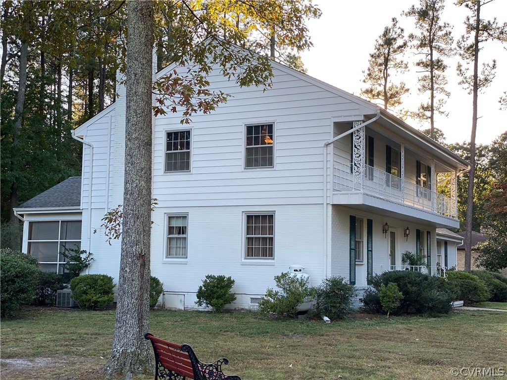 1966 Dodson Road Petersburg, VA 23805 - Photo 4 of 29 Gallery Image 4