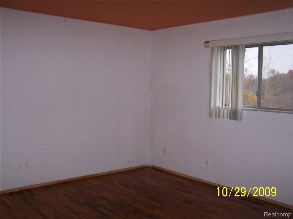 6296 East Dodge Road Mount Morris, MI 48458 - Photo 8 of 11 new 10-30-2009 109