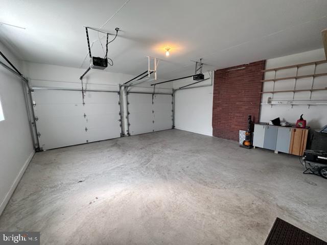 2112 Rockingham Street McLean, VA 22101 - Photo 18 of 27 garage