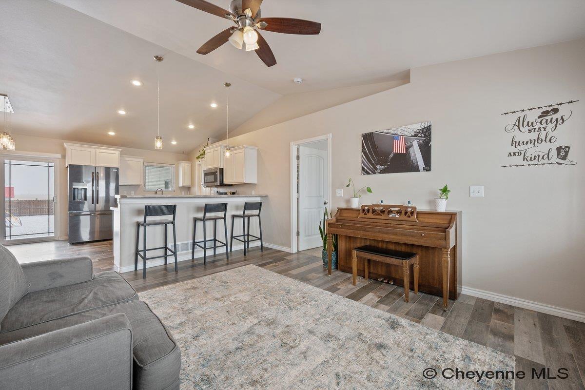 3762 Riata Loop Cheyenne, WY 82007 - Photo 12 of 31 Gallery Image 12