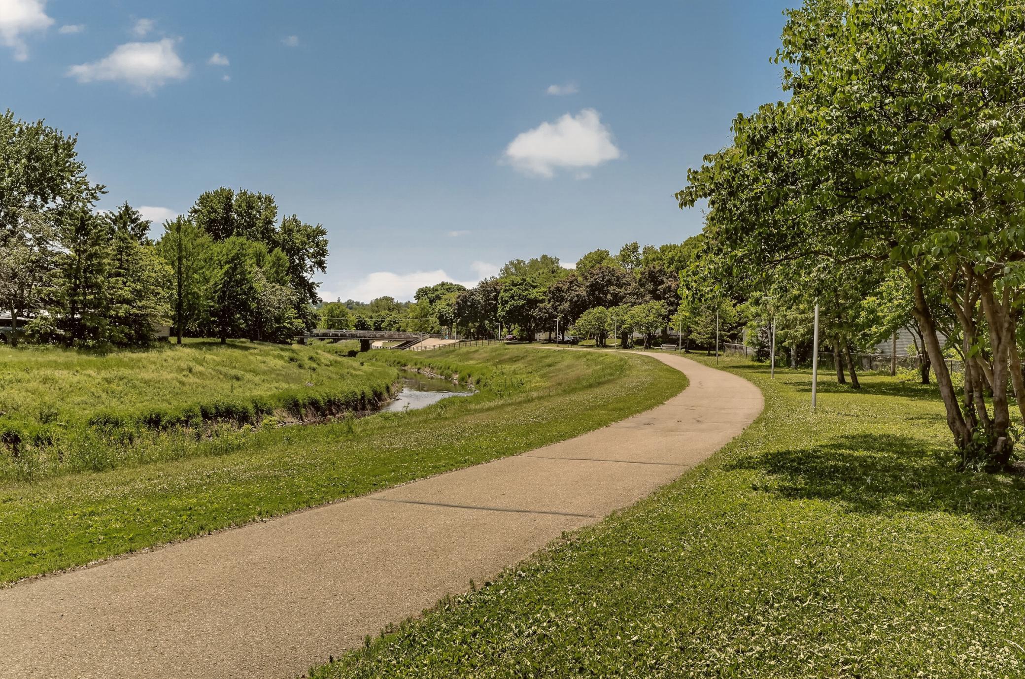 610 10th Street Northwest Rochester, MN 55901 - Photo 26 of 32