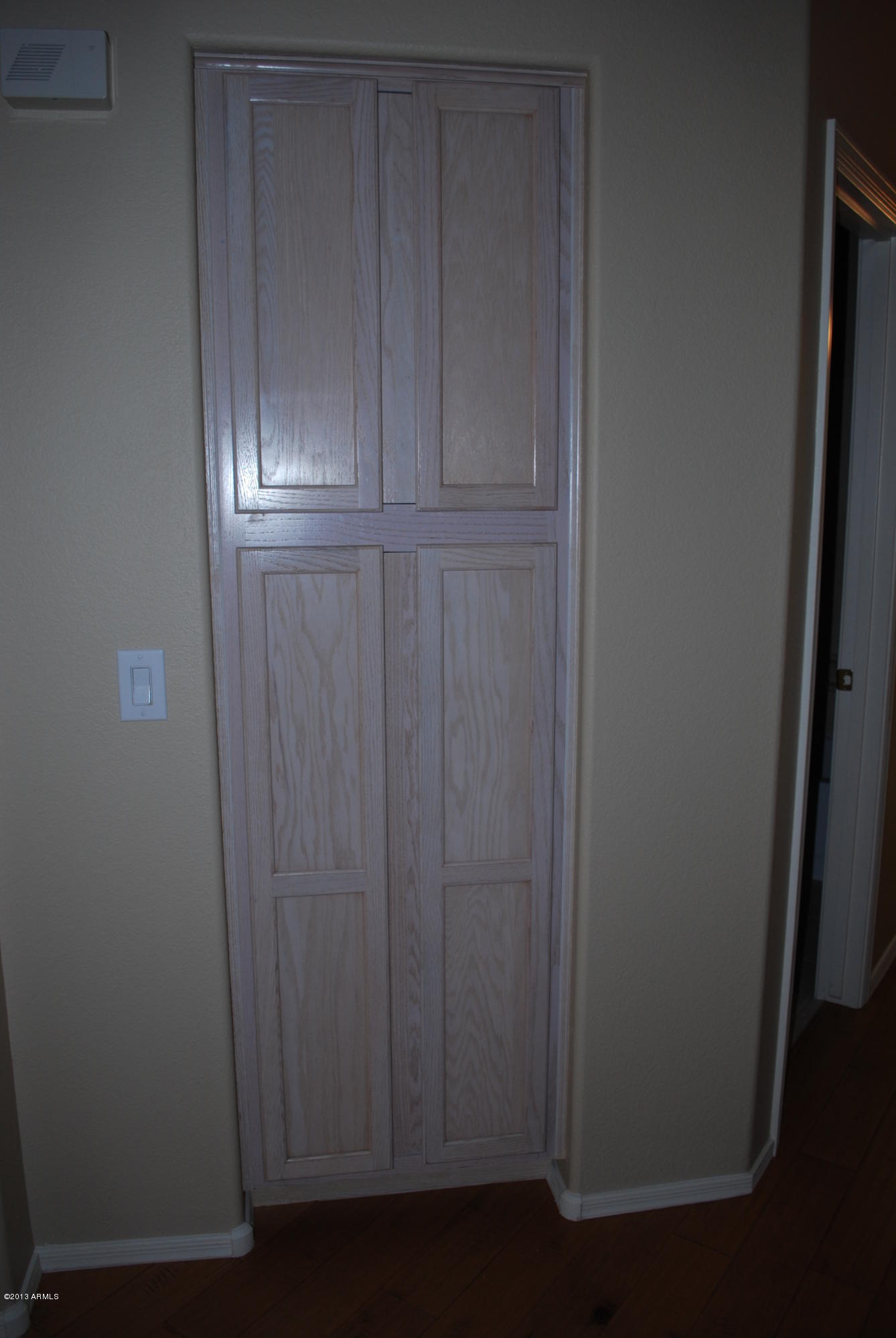 4622 East Weaver Road Phoenix, AZ 85050 - Photo 20 of 23 Hallway Storage