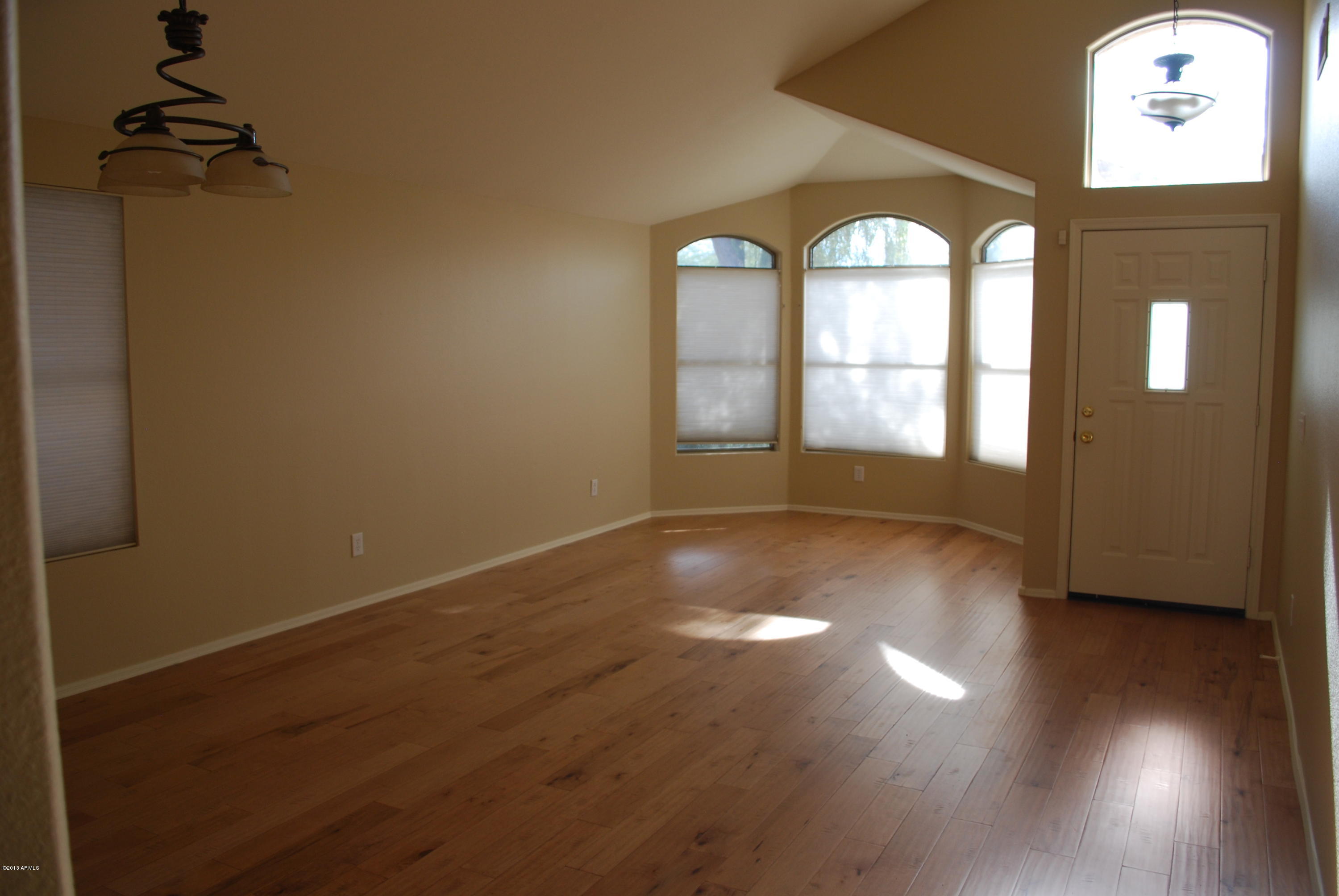 4622 East Weaver Road Phoenix, AZ 85050 - Photo 7 of 23 Formal Living and Dining