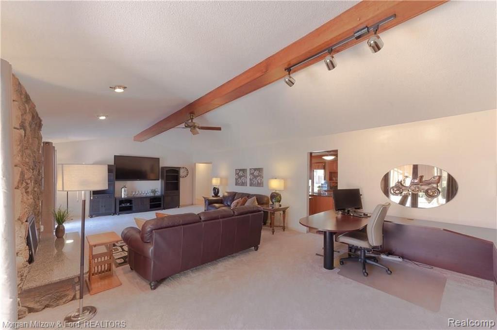 1061 Hidden Lane Rochester Hills, MI 48309 - Photo 12 of 51