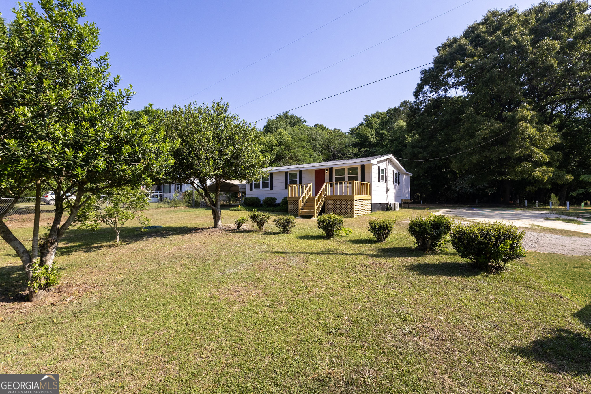 156 Churchwell Road Cochran, GA 31014 - Photo 3 of 20