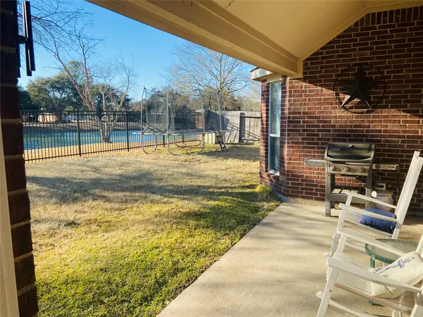 $2,450 | 2119 Coldwater Bridge Lane, League City, TX 77573