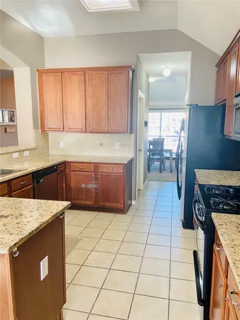 $2,450 | 2119 Coldwater Bridge Lane, League City, TX 77573