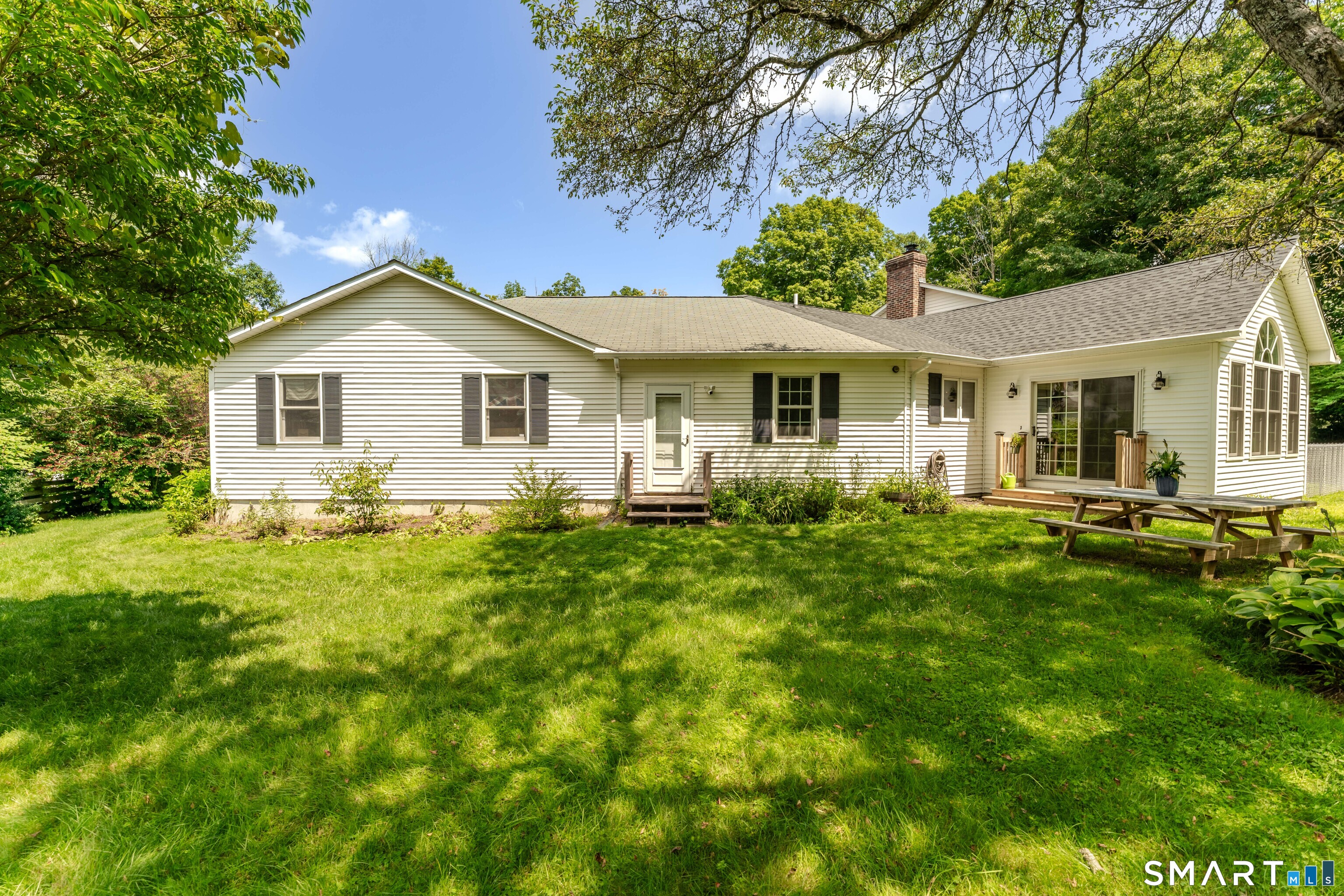 39 Fox Road Putnam, CT 06260 - Photo 9 of 38