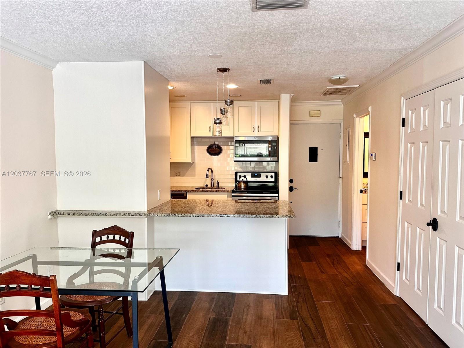 1815 Robalo Drive, Unit 201C Vero Beach, FL 32960 - Photo 5 of 29