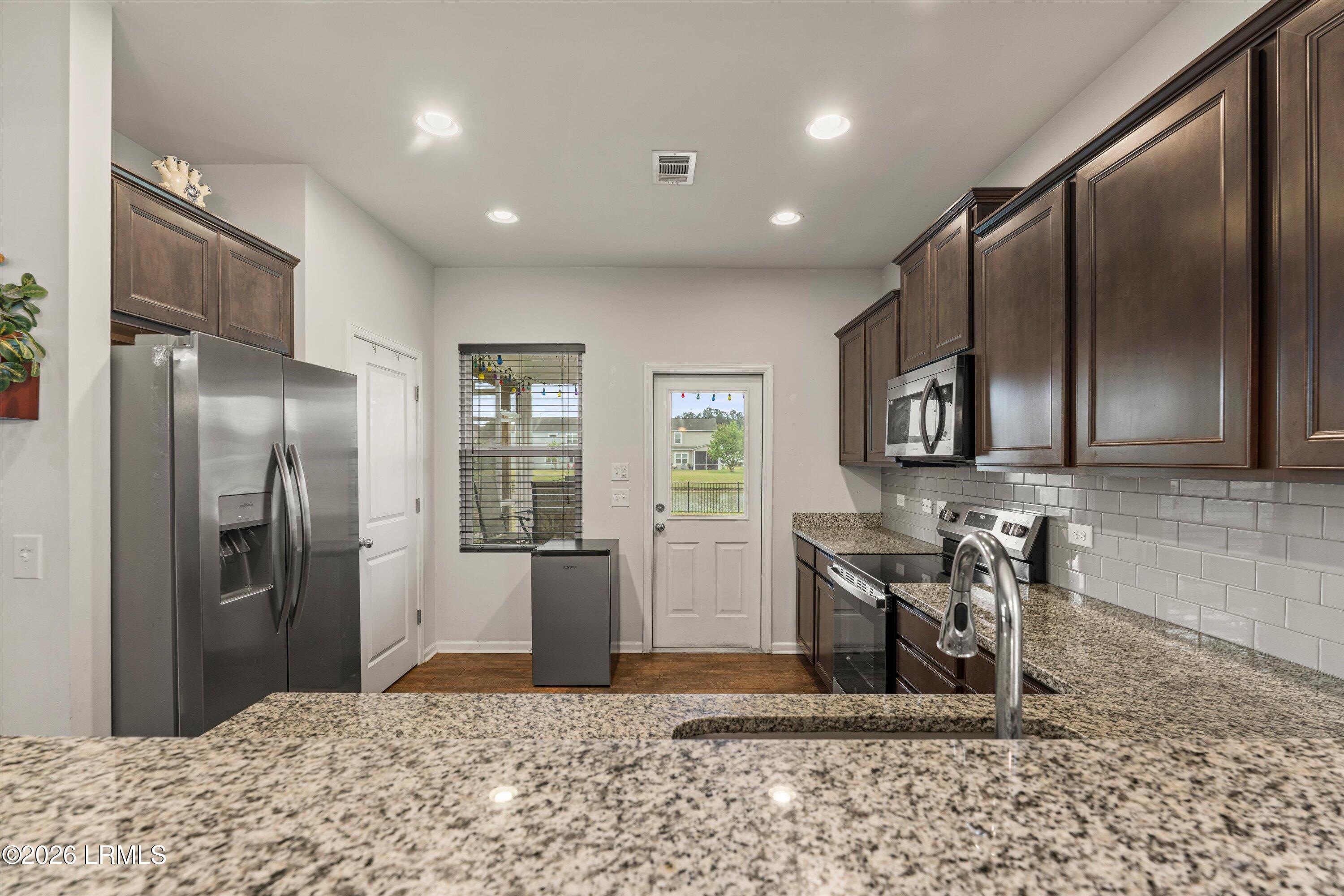 69 Saluda Way Beaufort, SC 29906 - Photo 7 of 40 09-69 Saluda Way