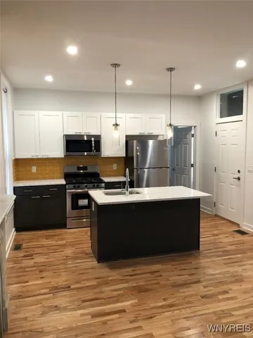 $1,550 | 75 Johnson Park, Unit 2, Buffalo, NY 14201