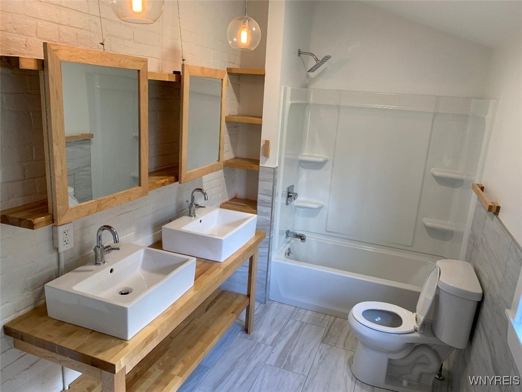 75 Johnson Park, Unit 2 Buffalo, NY 14201 - Photo 8 of 13