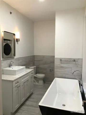 $1,550 | 75 Johnson Park, Unit 2, Buffalo, NY 14201