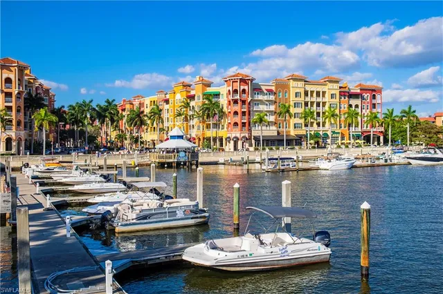 $945,000 | 1552 Bembury Drive, Naples, FL 34102