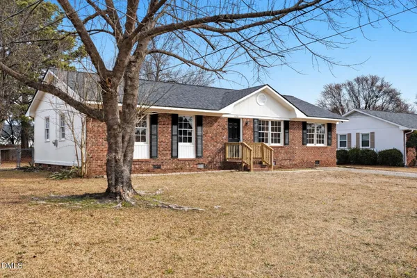 $278,000 | 1120 West Pope Street, Benson, NC 27504