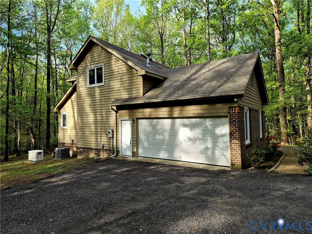 4099 Doe Run Road Hopewell, VA 23860 - Photo 3 of 35 a view of a house with a yard