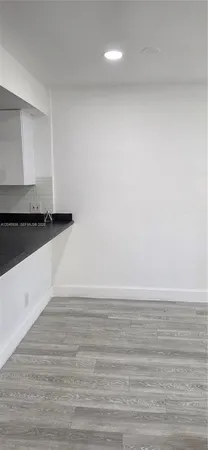 $2,100 | Aventura, Aventura, FL 33180