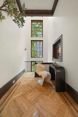 $9,950,000 | 51 West 73rd Street | Upper West Side