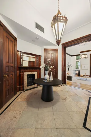 $9,950,000 | 51 West 73rd Street | Upper West Side