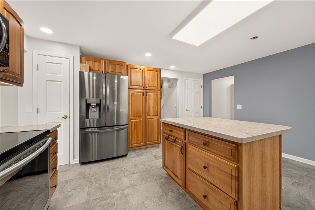 25 Whippletree Road Perinton, NY 14450 - Photo 22 of 44