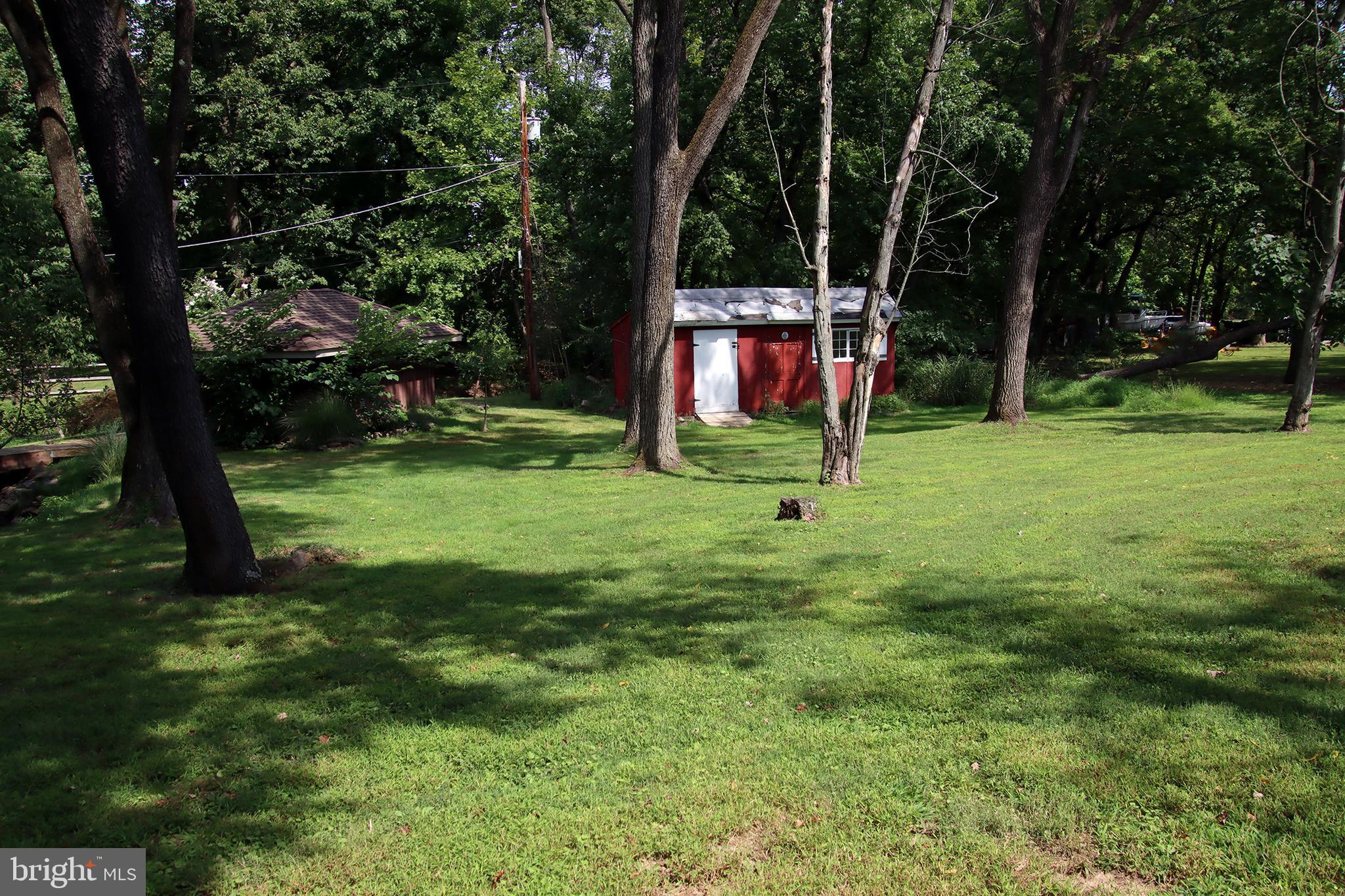 415 Holly Road Blue Bell, PA 19422 - Photo 6 of 6 Gallery Image 6
