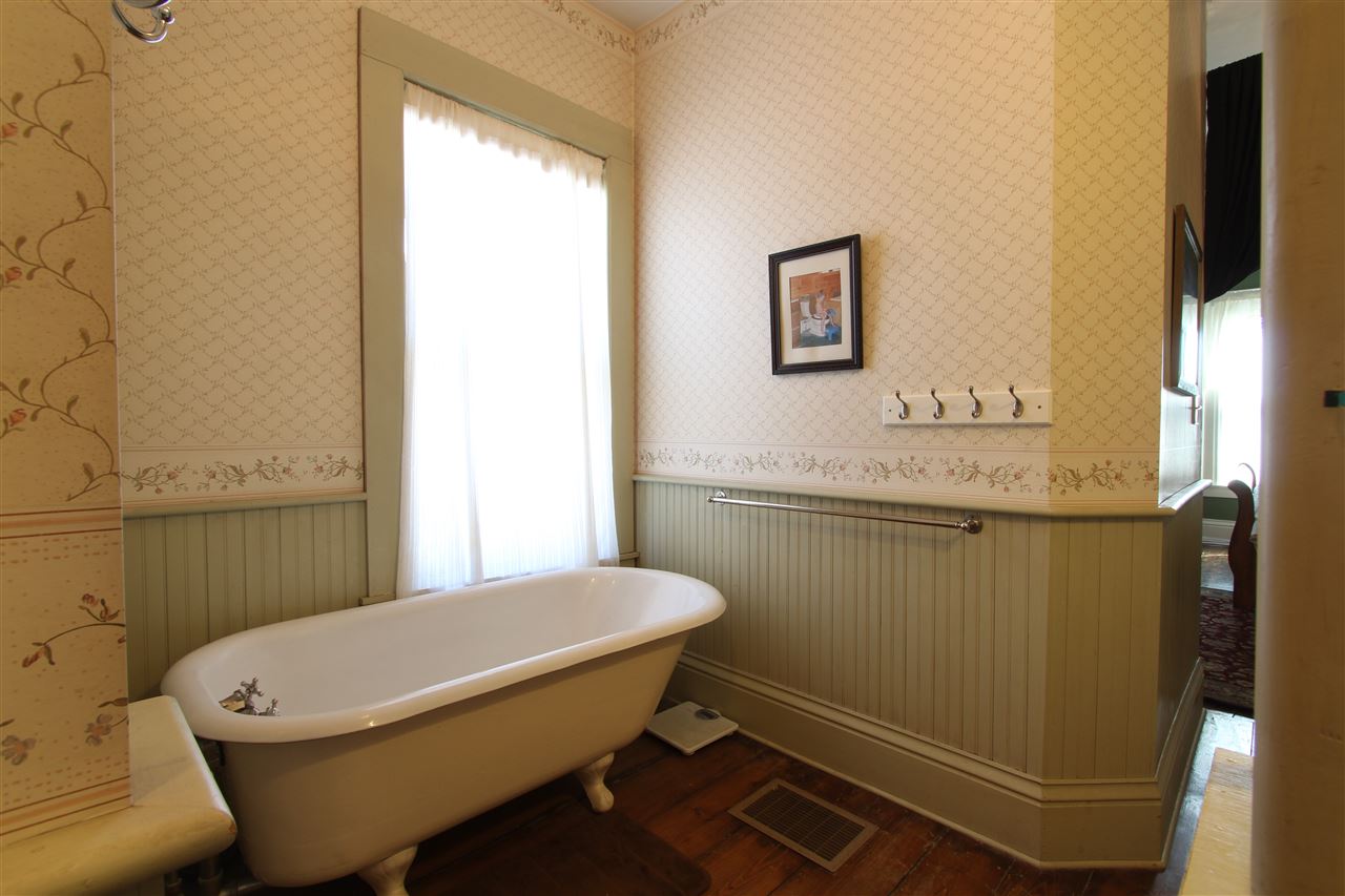 407 Spring Street St. Johnsbury, VT 05819 - Photo 18 of 30 Gallery Image 18